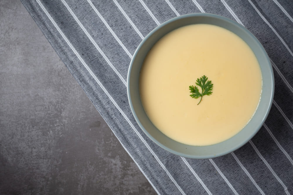 Crema hortelana con ajos tiernos